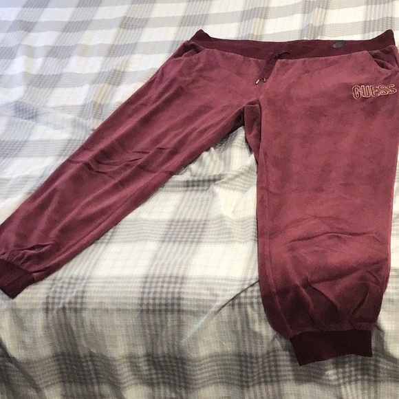 GUESS? Logo Velour sweat pants! Size XL - Picture 9 of 9